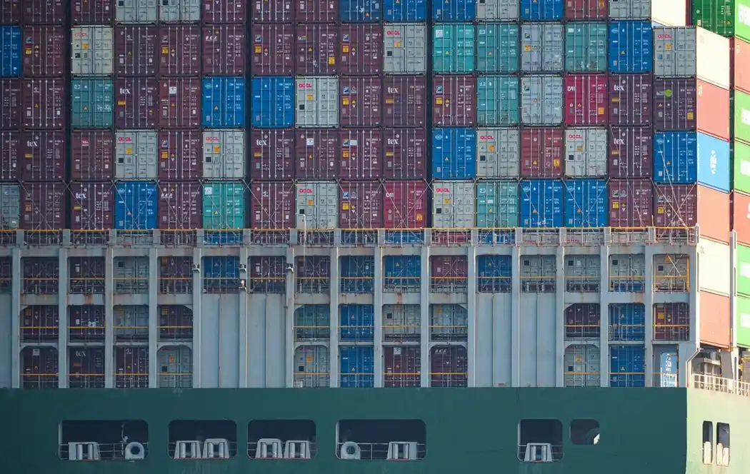 Less than Container Load (LCL)