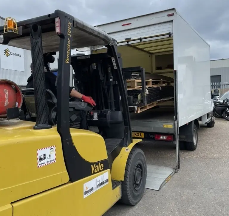 Navigating the World of Pallet Freight